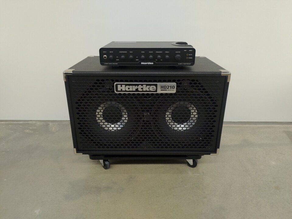 bass amp.jpg